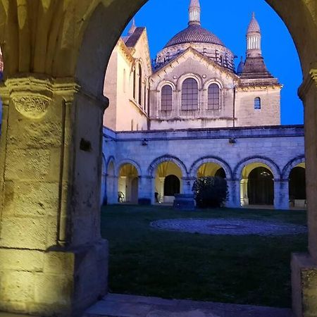 Superbe Loft T4 De 96 M2 Au Coeur Perigueux Apartment Bagian luar foto