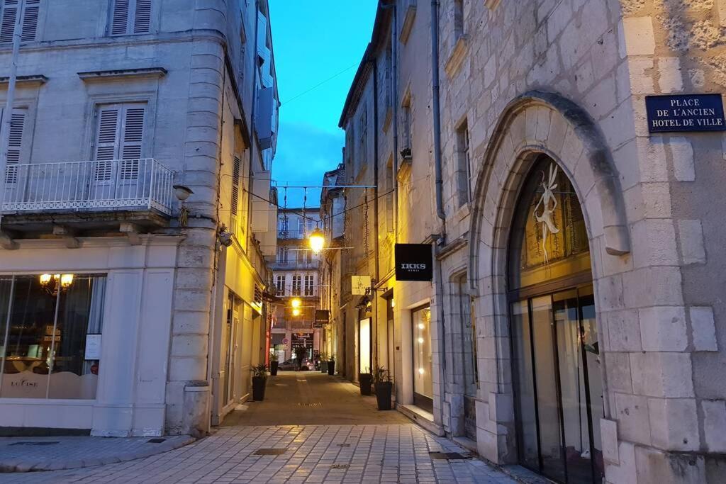 Superbe Loft T4 De 96 M2 Au Coeur Perigueux Apartment Bagian luar foto