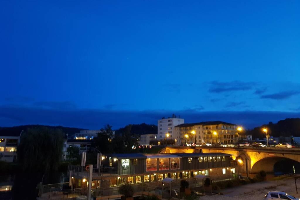 Superbe Loft T4 De 96 M2 Au Coeur Perigueux Apartment Bagian luar foto