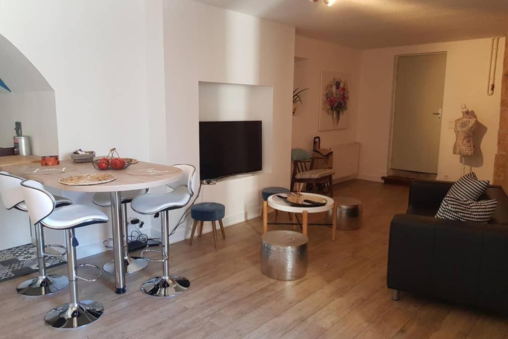 Superbe Loft T4 De 96 M2 Au Coeur Perigueux Apartment Bagian luar foto