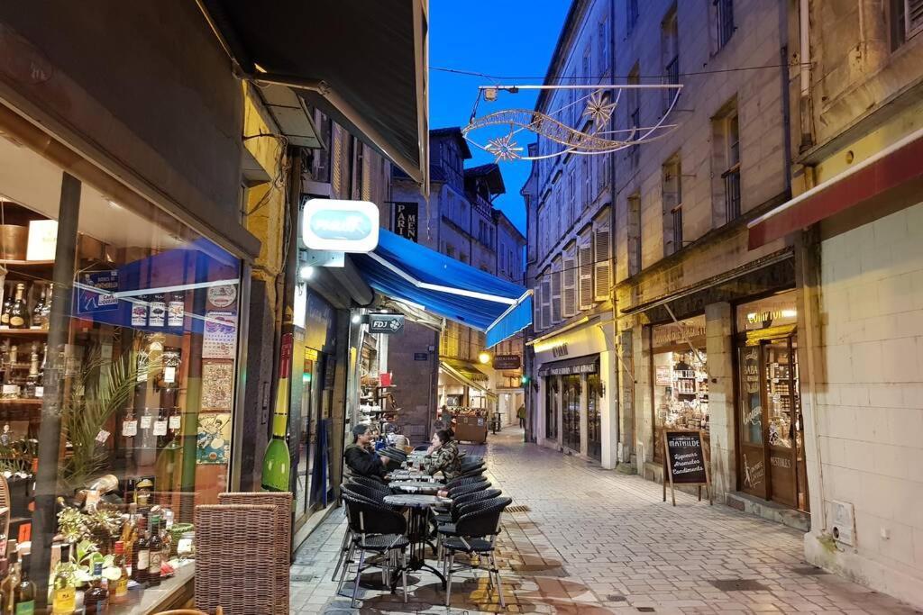 Superbe Loft T4 De 96 M2 Au Coeur Perigueux Apartment Bagian luar foto